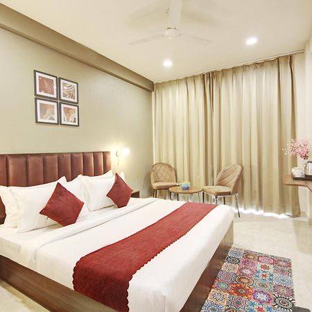 Saltstayz Sector 46 - Sohna Road And Near Paras Hospital Gurgaon Exterior photo