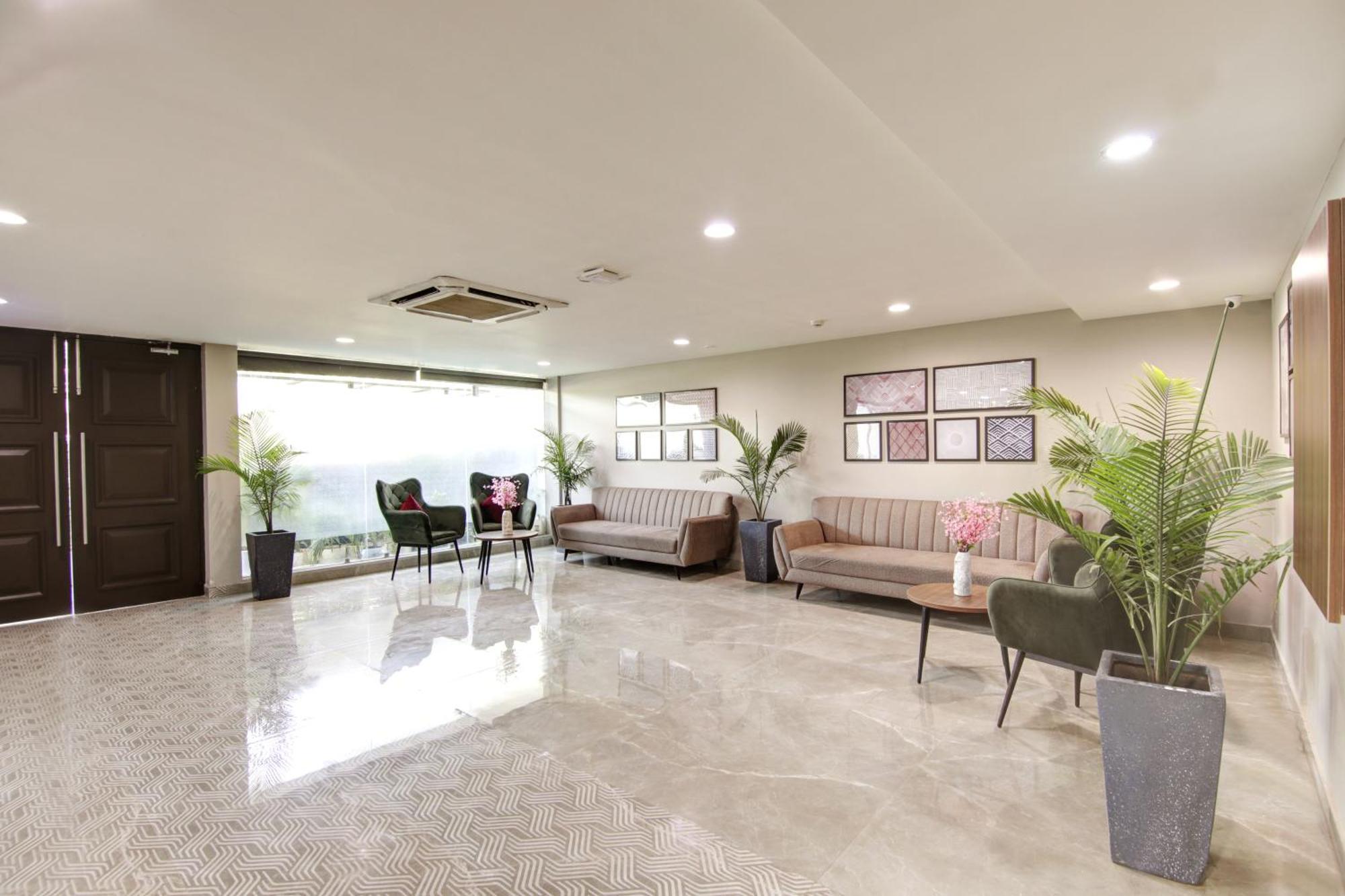 Saltstayz Sector 46 - Sohna Road And Near Paras Hospital Gurgaon Exterior photo